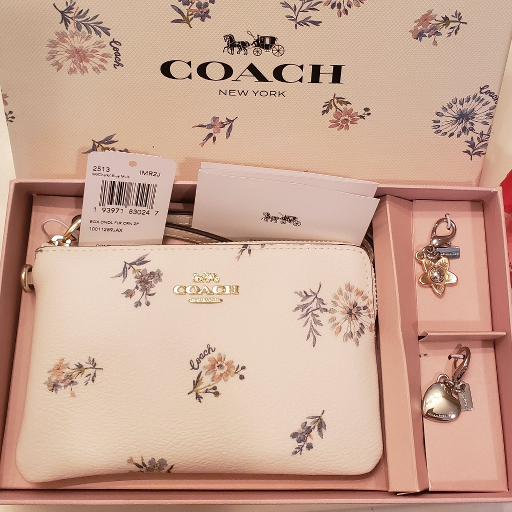 Coach Small wristlet